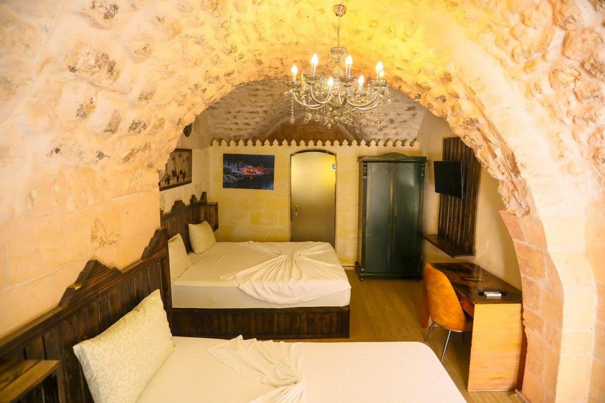 Tek Büyük Yataklı Çift Odası